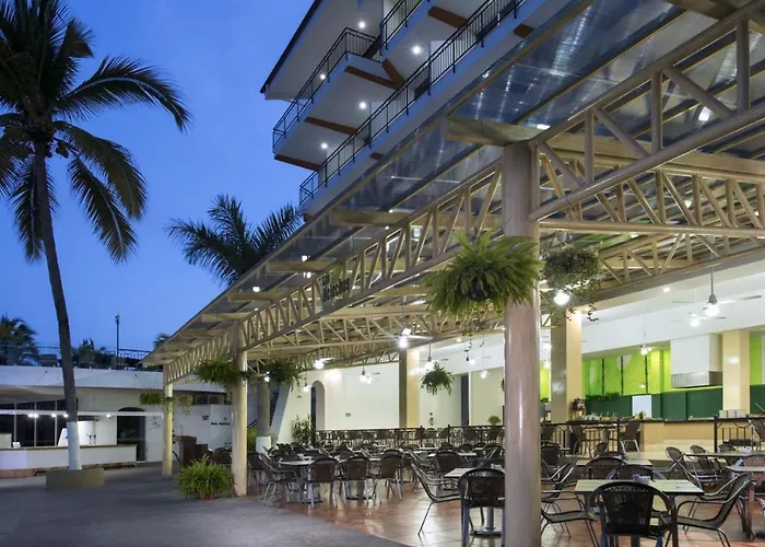 Hotel Costa Club Punta Arena - Desayuno buffet incluido Puerto Vallarta