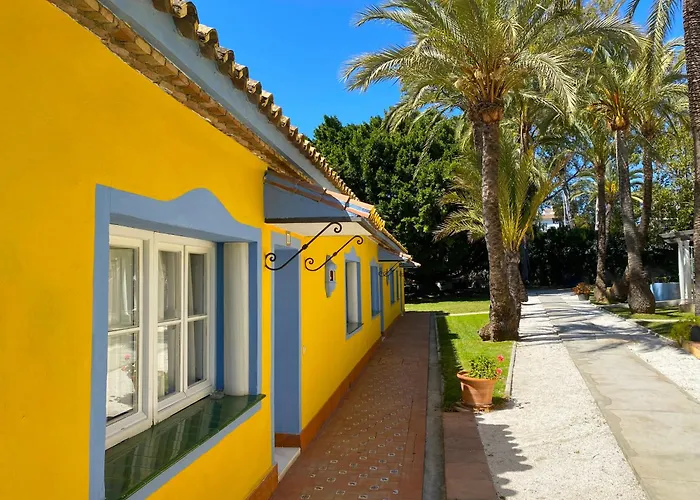 Aparthotel Cortijo La Saleta Marbella