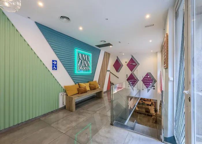 AmazINN Places Blasco de Garay 105 Madrid