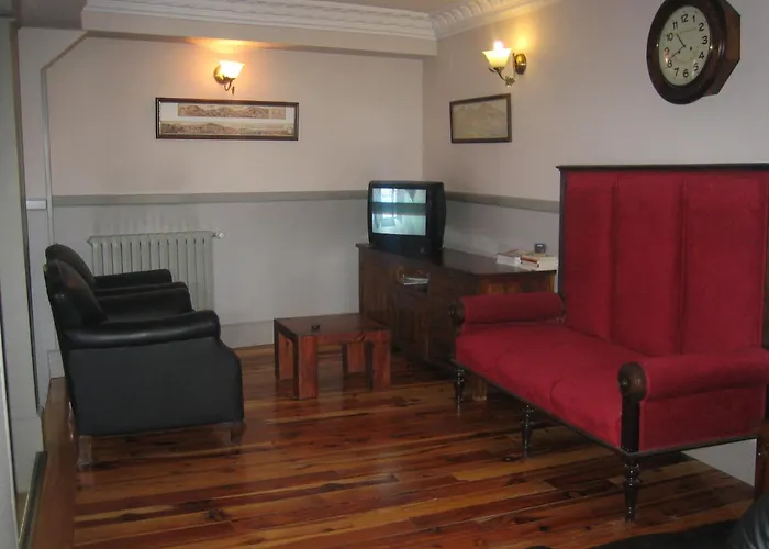 Hostal Canovas Cuenca 