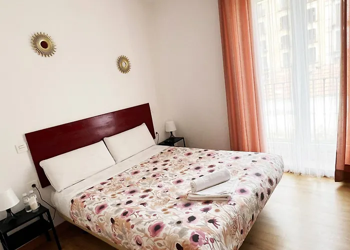 Hostal Abaaly Madrid