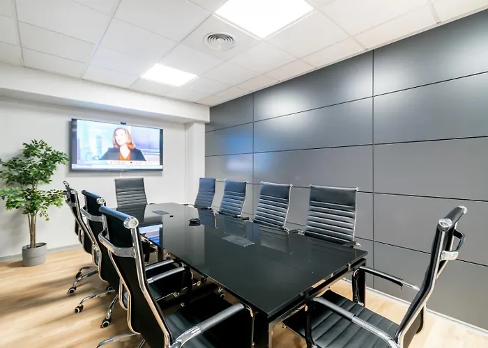 Coliving Gran Via Carlos III Barcelona