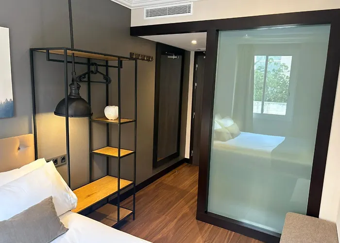 Hotel Cortes Rambla Barcelona