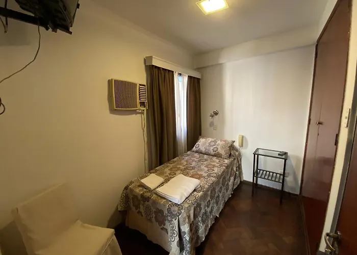 Hotel Mayo - 25 de mayo 1265 - ciudad de Mendoza - Capital