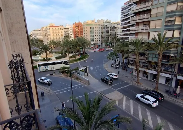 Alicante Suite Centro Habitacion Con Bano Privado