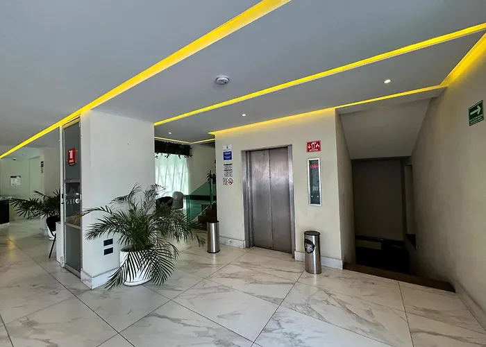 Hotel HVH by Yaxché Guadalajara