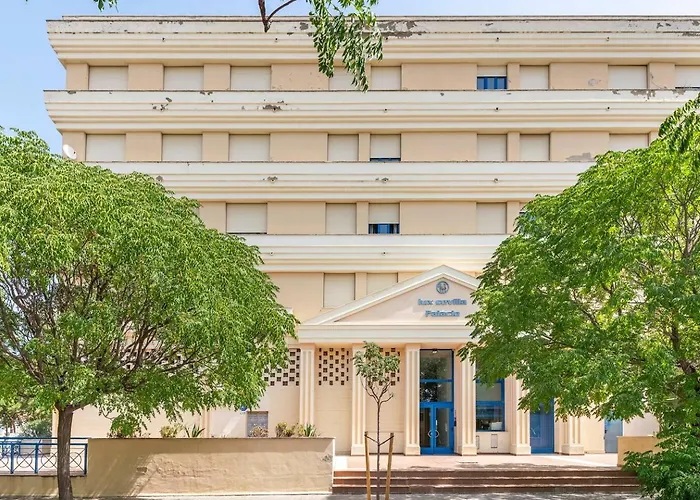 Lux Sevilla Palacio