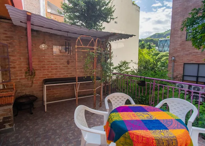 Casa Verde Hospedaje Cali