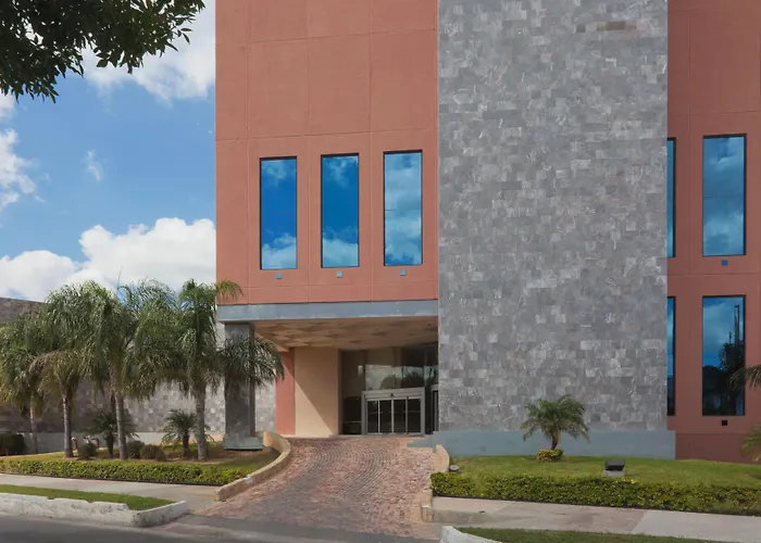 Best Western PLUS Nuevo Laredo Inn&Suites