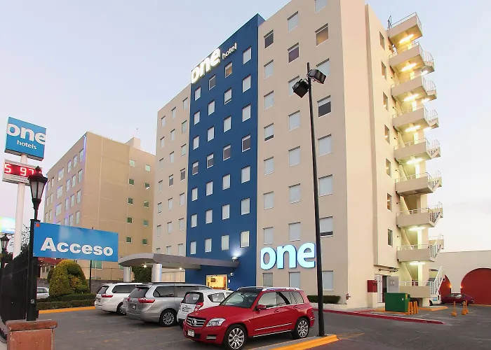 Hotel One Queretaro Plaza Galerias