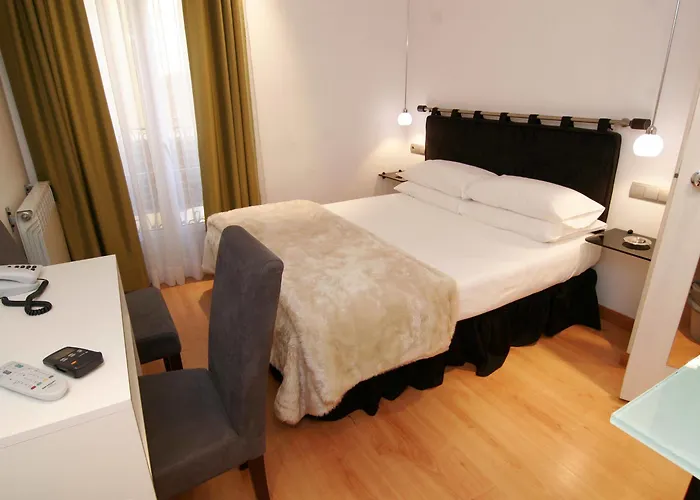 Hostal Santo Domingo Madrid