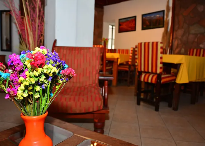 Hotel La Giralda Salta