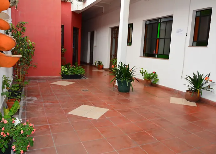 Hotel La Giralda Salta