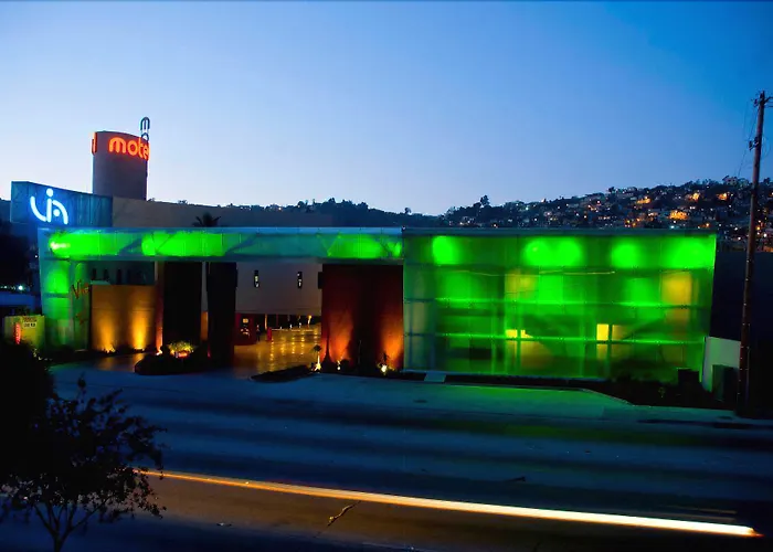 Motel Via Tijuana