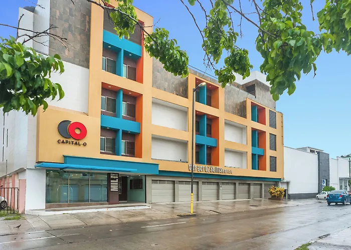 Veracruz Suites Hotel