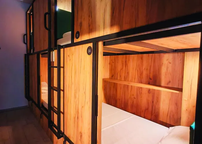 Urban Inn Capsule Madrid