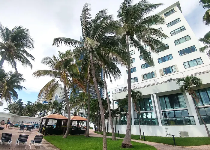 Hotel Casablanca On The Ocean East Tower Miami Beach