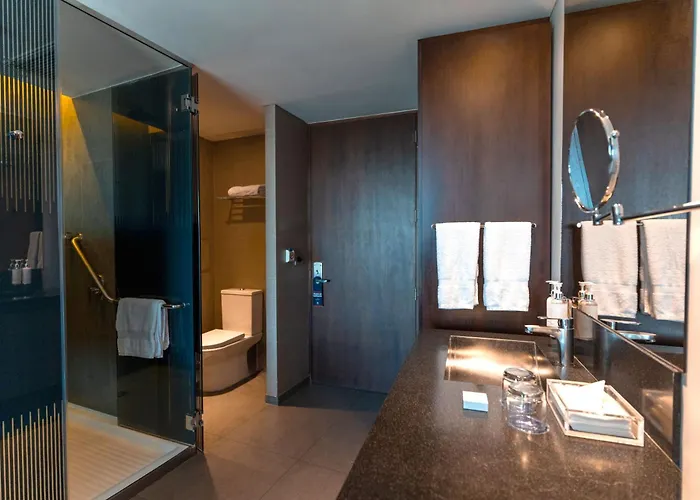 Hotel Doubletree By Hilton Santiago Kennedy, Chile