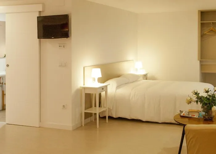 Host & Home Valencia