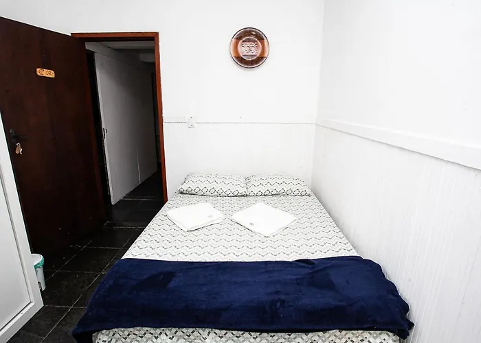 Espaço Sideral - Quartos com ar-condicionado, 5min Estádio Maracanã, 8min UERJ, shopping, 12min metrô, wi-fi 300mbp, ampla área comum com cozinha - prático e confortável Río de Janeiro