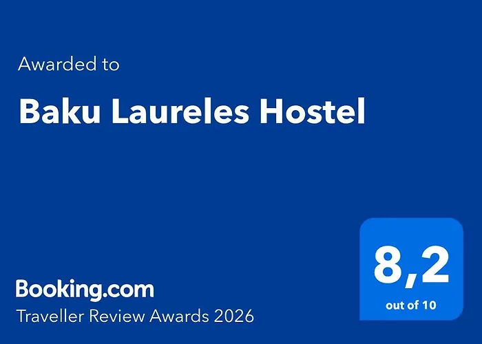 Baku Laureles Hostel Medellín