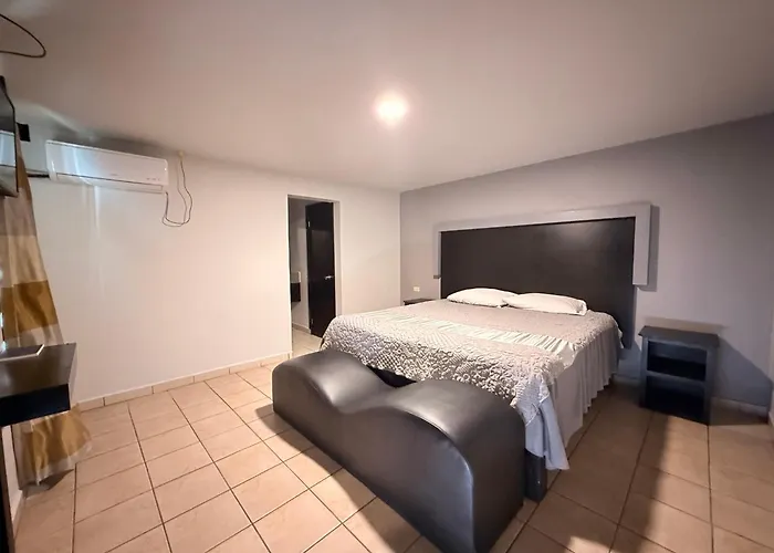 Hotel Villa Jardin Matamoros 