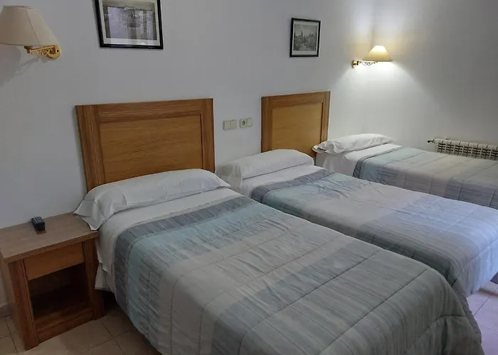 Hostal Rivera Atocha 79 Madrid