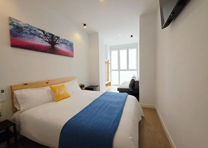 Bilbao Rooms & Kitchen Zabalburu