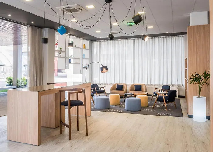 Madrid Airport Suites, Affiliated by Meliá