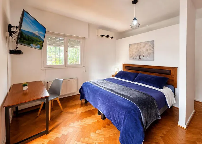 Hostal Boutique MAKTVB EUROPA - Providencia Santiago de Chile
