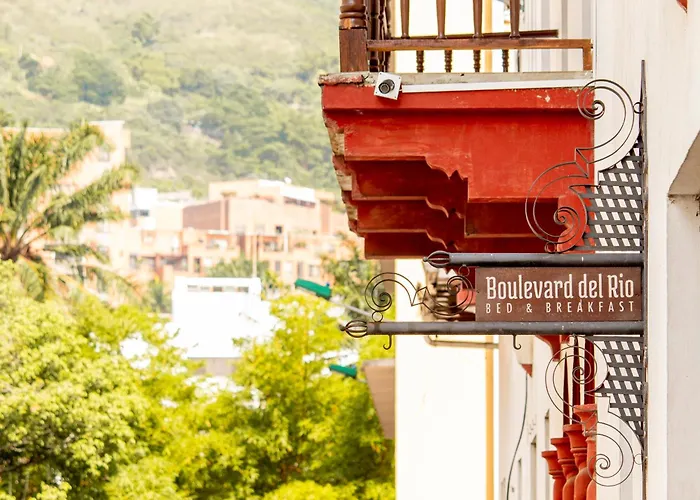 Hotel Boulevard del Río Cali
