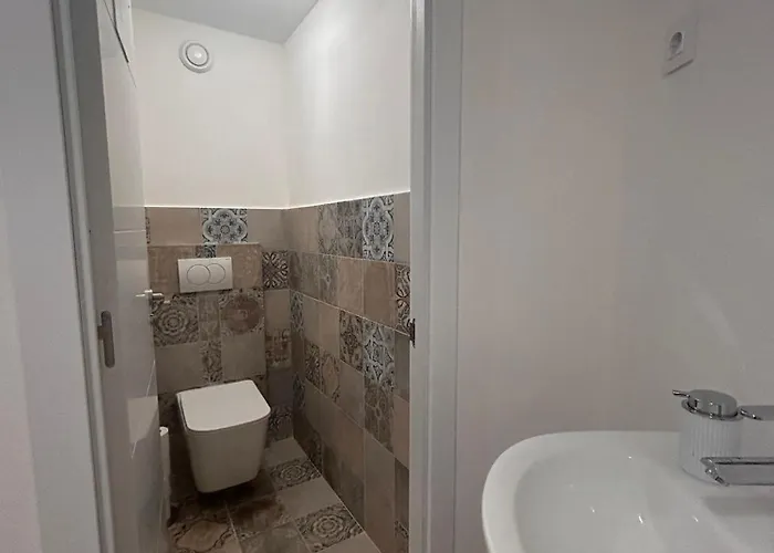SIMPL hostel Oquendo Madrid