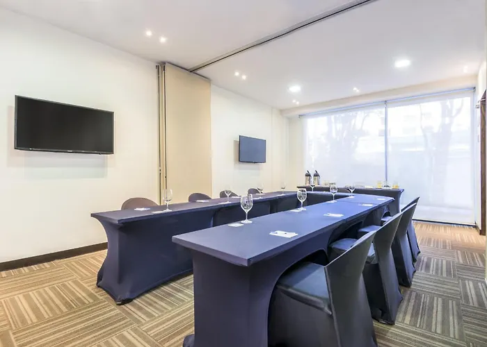 Holiday Inn Express Bogotá - Parque La 93, an IHG Hotel