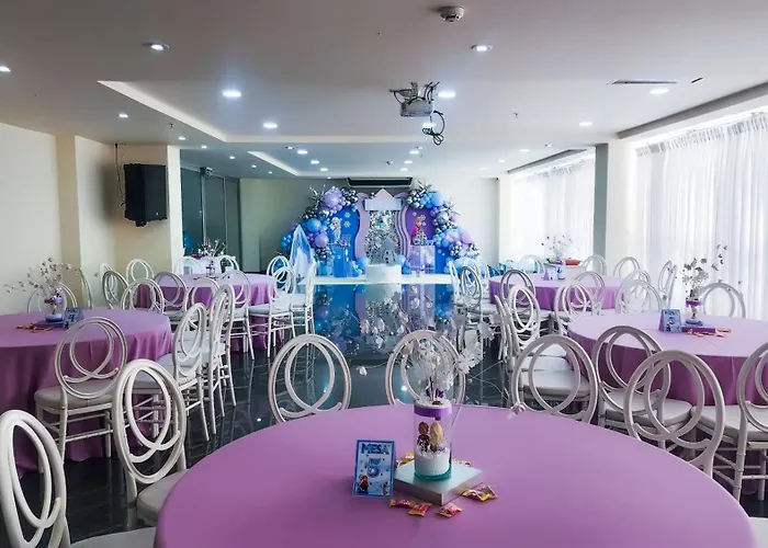 Be Suites Hotel Cali