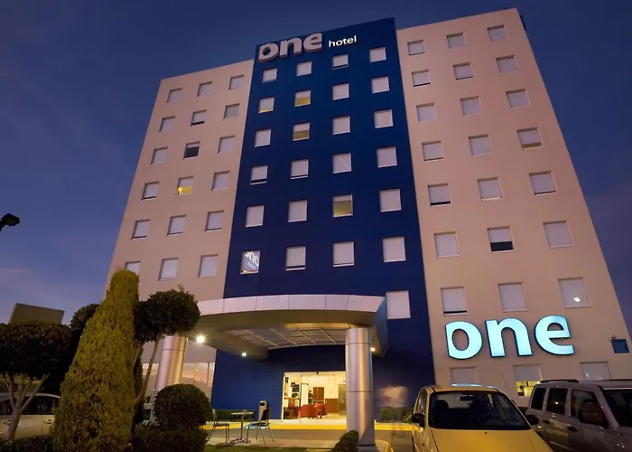 Hotel One Queretaro Plaza Galerias
